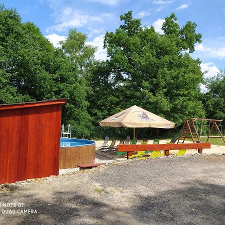Apartmany Natalie Dvory nad Luznici Екстериор снимка