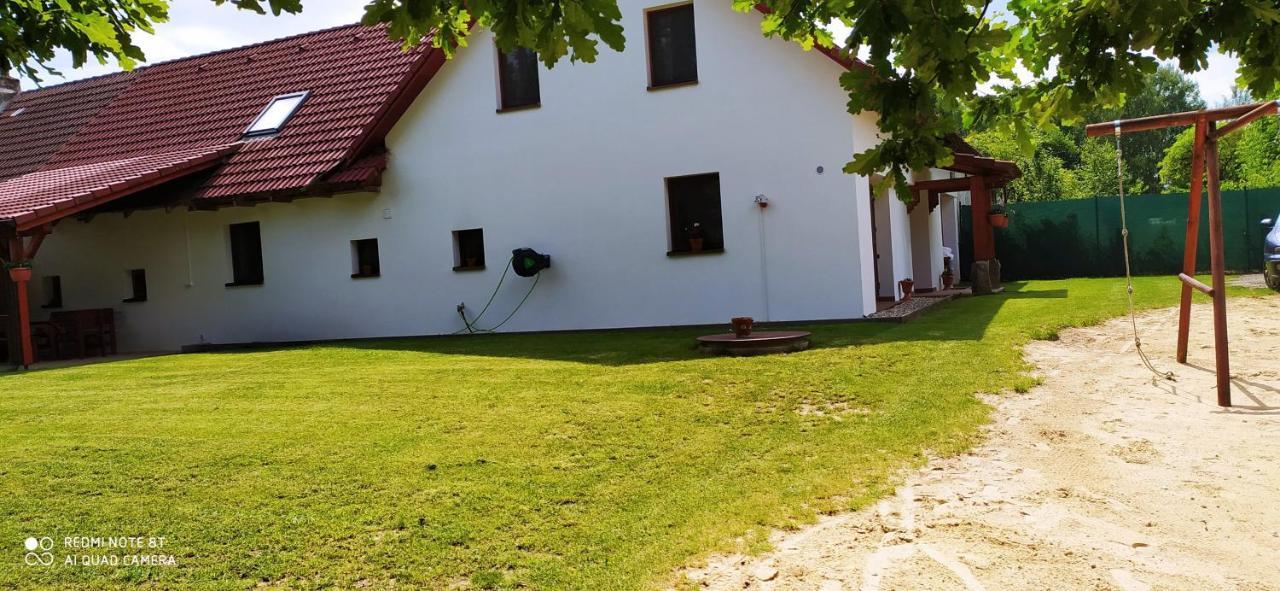 Apartmany Natalie Dvory nad Luznici Екстериор снимка